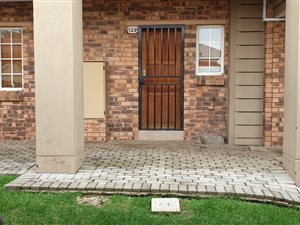 2 Bed Apartment in Comet