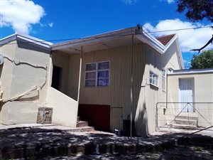 4 Bed House in College Hill