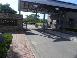 883 m² Land available in Riverside Park
