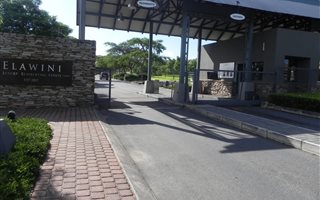 883 m² Land available in Riverside Park