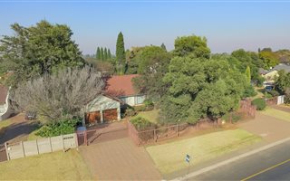 3 Bedroom House in Brackenhurst