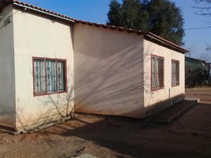 2 Bed House in Chris Hani