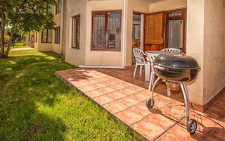 3 Bedroom Apartment in Seaside Longships