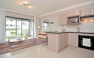 3 Bedroom Apartment in Broadacres