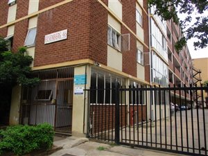 1 Bed Apartment in Sunnyside