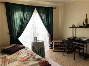 2 Bed Garden Cottage in Boston