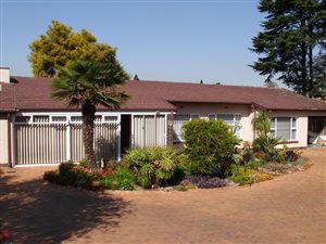 3 Bed House in Woodmere