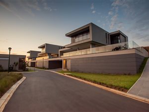 4 Bed House in Salt Rock