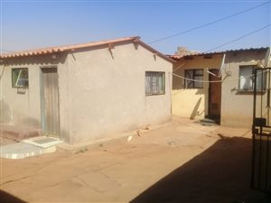 1 Bed House in Bram Fisherville