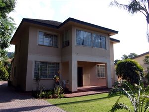 4 Bed House in Riviera