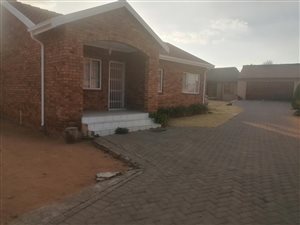 2 Bed House in Bergsig
