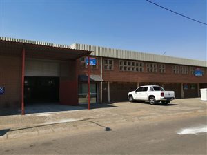 965 m² Industrial space in Malvern