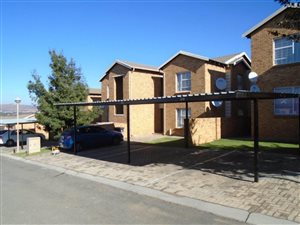 3 Bed Townhouse in Honey Park