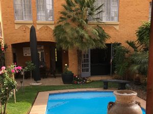 3 Bed Cluster in North Riding