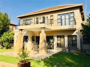 3 Bed Townhouse in Lakefield