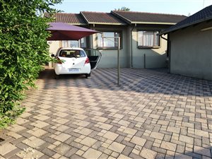 3 Bed House in West Acres