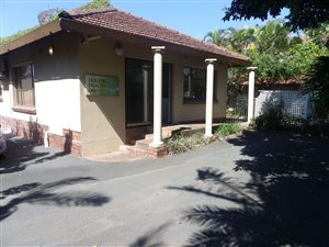 100 m² Commercial space in Bluff