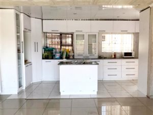 4 Bed House in Corlett Gardens