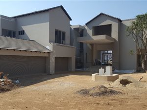 7 Bed House in Hurlingham