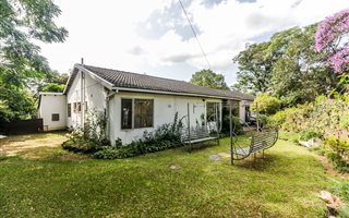 6 Bedroom House in Atholl Heights