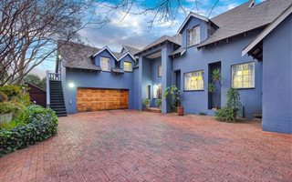 3 Bedroom House in Parktown North