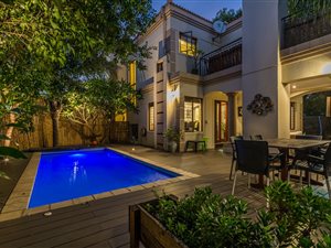 3 Bed Cluster in Amorosa
