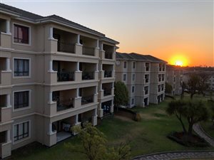 2 Bed Apartment in Noordwyk
