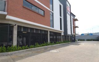 830 m² Commercial space in Modderfontein
