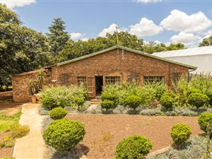 8565 m² Farm in Glen Austin