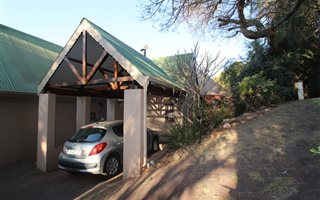 4 Bedroom House in Weltevreden Park
