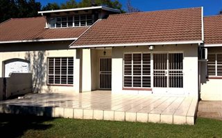 3 Bedroom House in Magaliessig