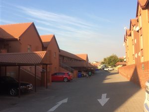 2 Bed Townhouse in Kosmosdal