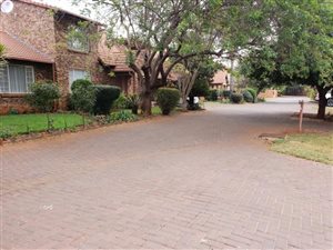 2 Bed Apartment in Magalieskruin