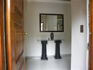 3 Bed Townhouse in Kelvin