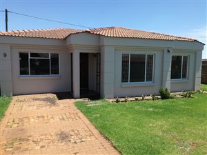3 Bed House in Mineralia