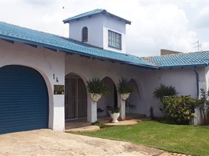 4 Bed House in Bakerton