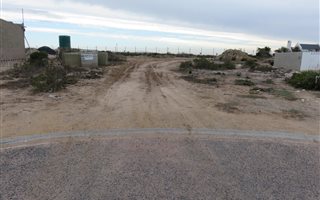 469 m² Land available in Laguna Sands