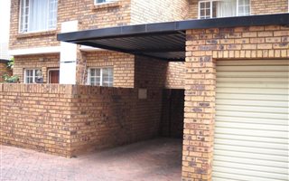 2 Bedroom Townhouse in Highveld