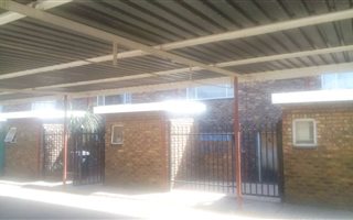 3 Bedroom Duplex in Silverton