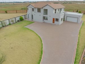 3 Bed House in Parkrand