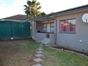 3 Bed House in Despatch
