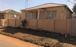 3 Bedroom House in Elsburg