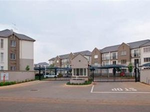 2 Bed Flat in Klippoortje