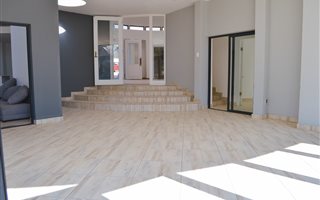 2 Bedroom Apartment in Sandown