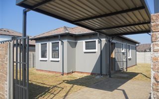 3 Bedroom House in Andeon AH
