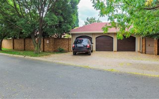 5 Bedroom House in Brackenhurst