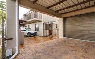 1 Bedroom Garden Cottage in Protea Heights
