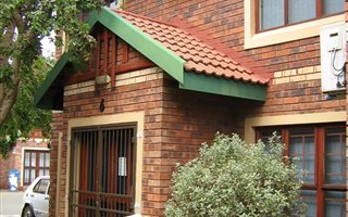 132 m² Office Space in Westdene