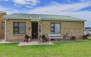 2 Bedroom House in C Place