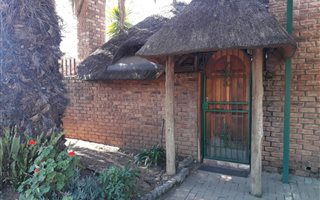 3 Bedroom Townhouse in Vanderbijlpark CE